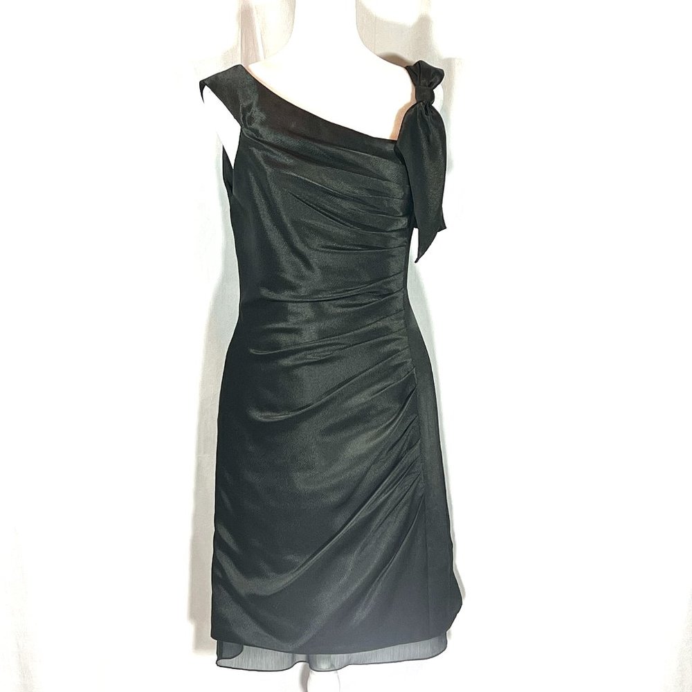 Gorgeous WHITE BY VERA WANG Black Ruched Bow Shoulder Sleeveless Dress S… - Picture 3 of 11